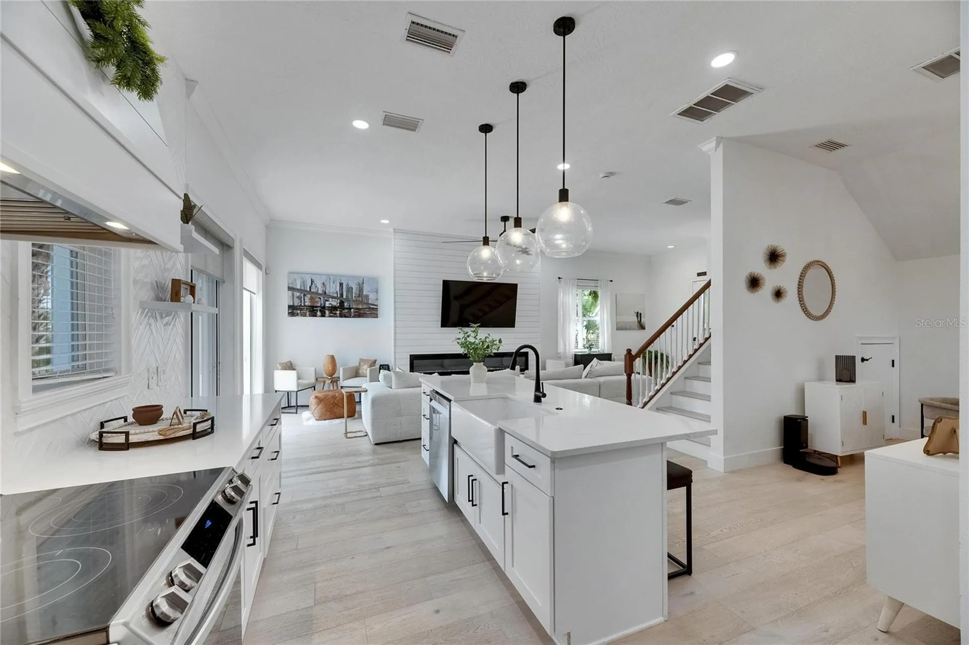 6512 Simone Shores Circle Apollo Beach FL 33572
