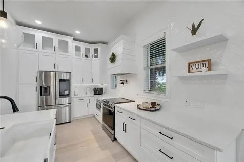 6512 Simone Shores Circle Apollo Beach FL 33572