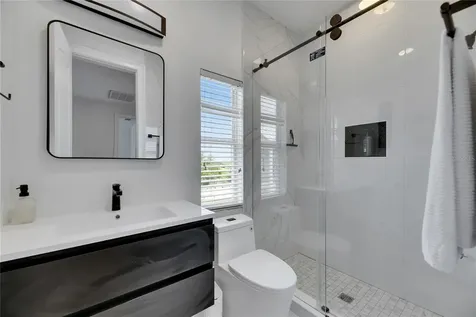 6512 Simone Shores Circle Apollo Beach FL 33572