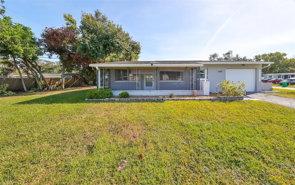 11185 104th Street Largo FL 33773