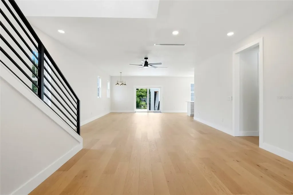 2501 Quincy Street S St Petersburg FL 33711