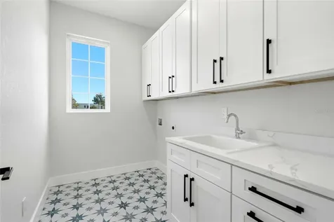 2501 Quincy Street S St Petersburg FL 33711