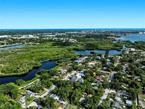 2501 Quincy Street S St Petersburg FL 33711