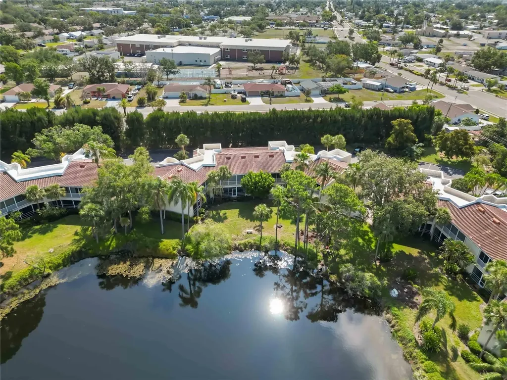 6101 34th Street W Bradenton FL 34210