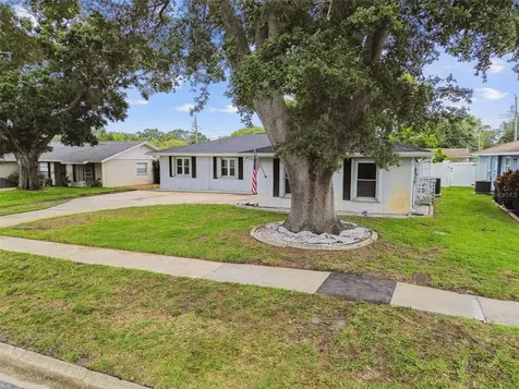 1675 Eden Court Clearwater FL 33756
