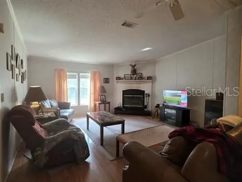 12350 NE 101st Court Archer FL 32618