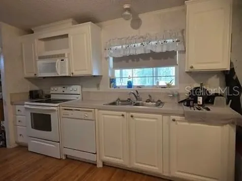 12350 NE 101st Court Archer FL 32618