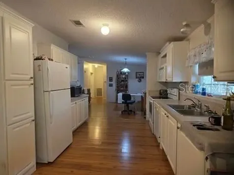 12350 NE 101st Court Archer FL 32618