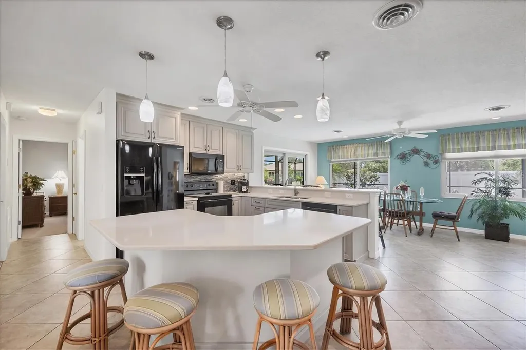 1040 Caples Street Englewood FL 34223