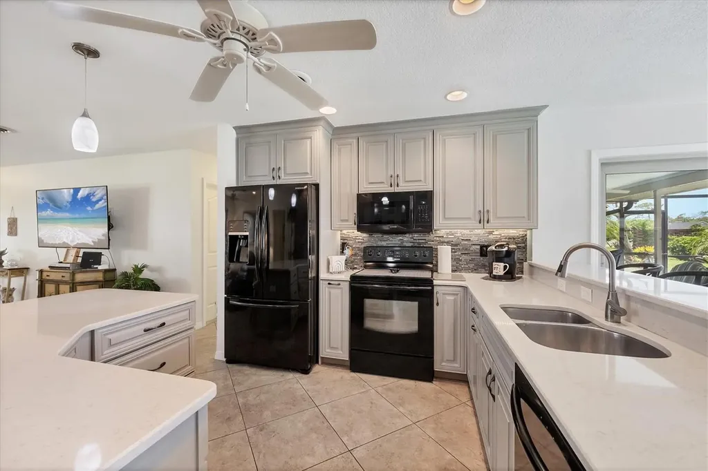1040 Caples Street Englewood FL 34223