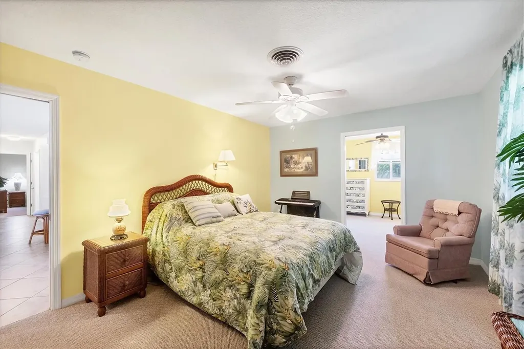 1040 Caples Street Englewood FL 34223