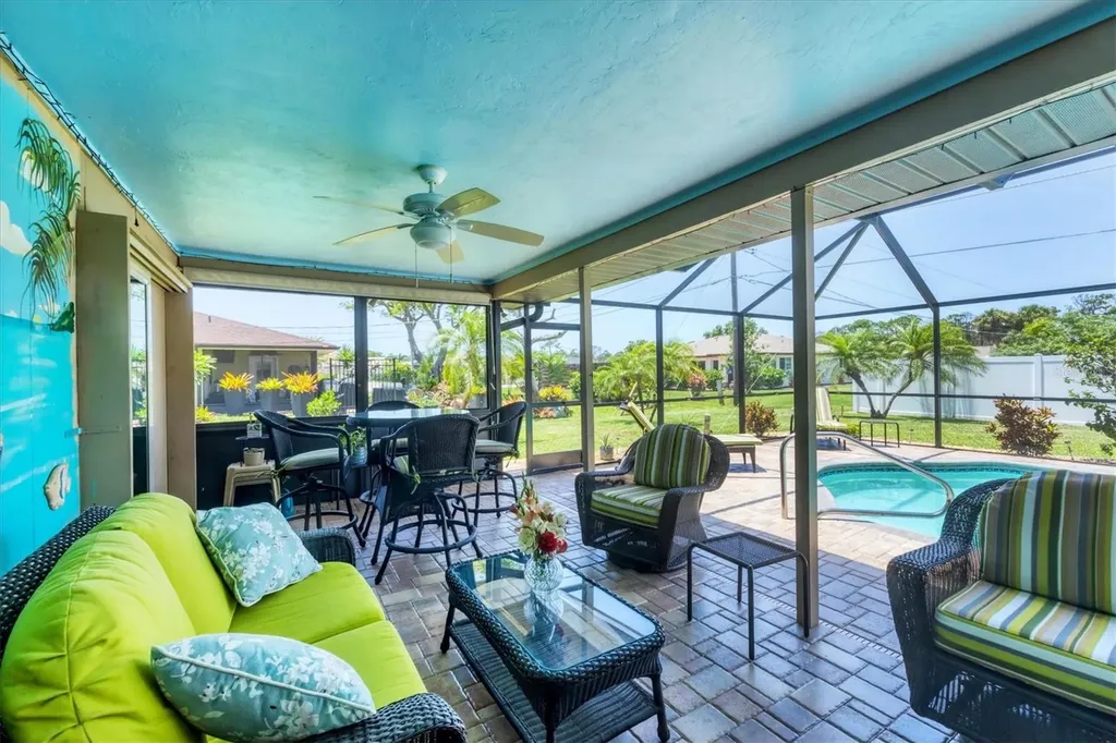 1040 Caples Street Englewood FL 34223