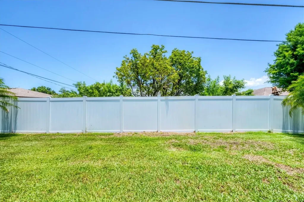 1040 Caples Street Englewood FL 34223