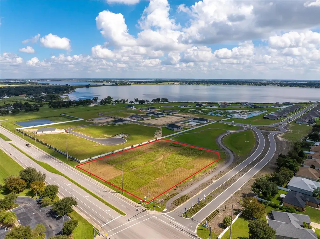 Berkley Road Auburndale FL 33823