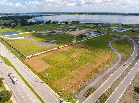 Berkley Road Auburndale FL 33823