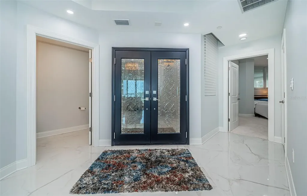 1 Seaside Lane Belleair FL 33756