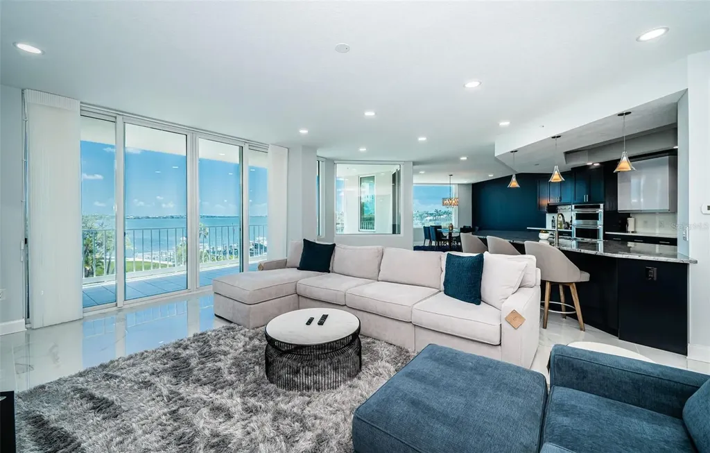 1 Seaside Lane Belleair FL 33756