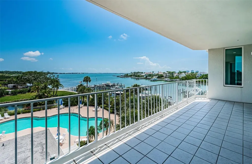 1 Seaside Lane Belleair FL 33756