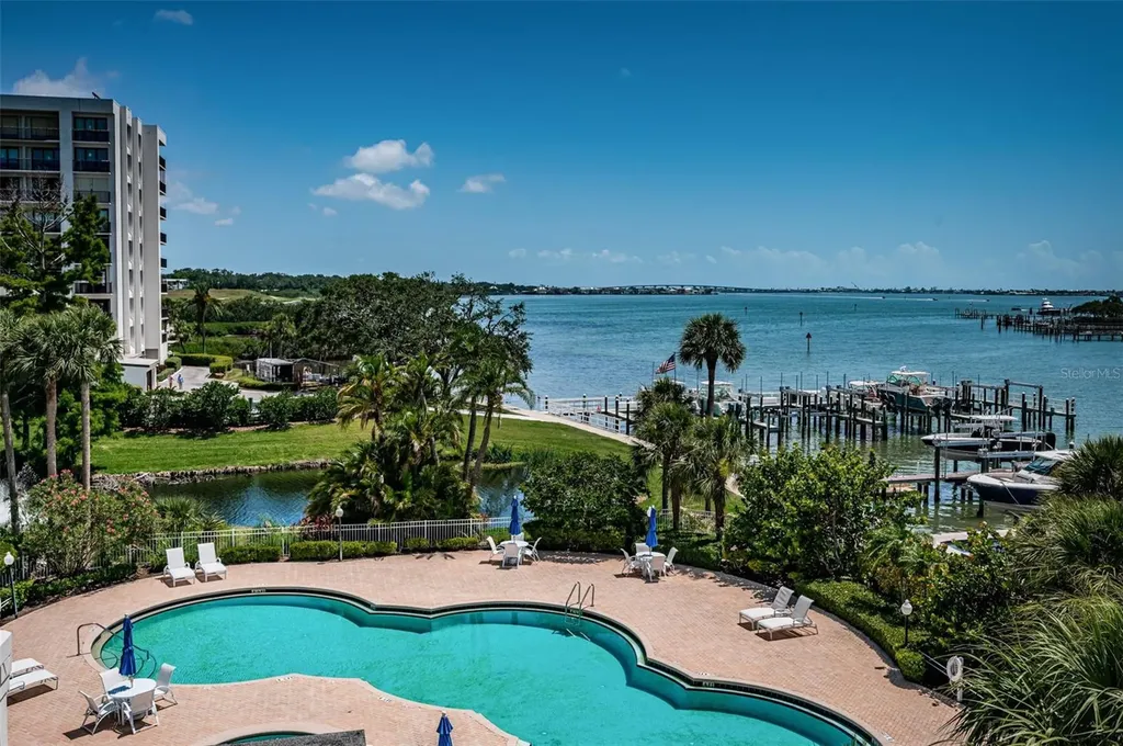 1 Seaside Lane Belleair FL 33756