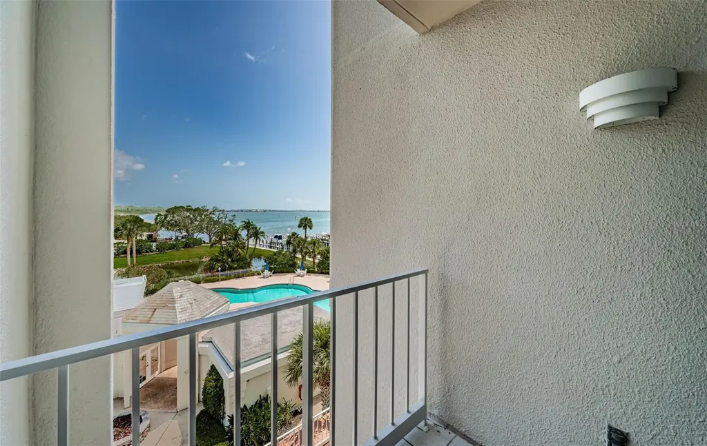 1 Seaside Lane Belleair FL 33756