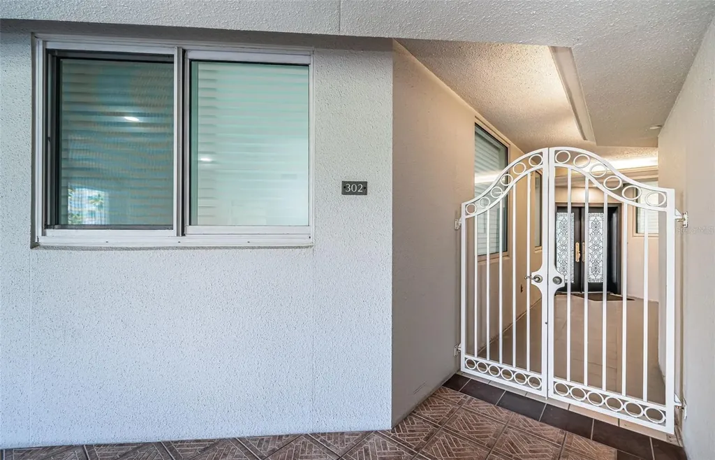 1 Seaside Lane Belleair FL 33756