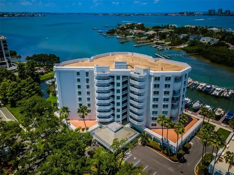 1 Seaside Lane Belleair FL 33756