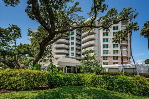 1 Seaside Lane Belleair FL 33756