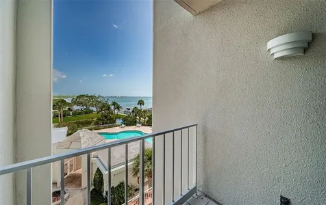 1 Seaside Lane Belleair FL 33756