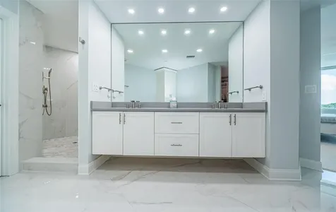 1 Seaside Lane Belleair FL 33756