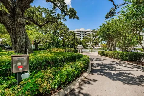 1 Seaside Lane Belleair FL 33756