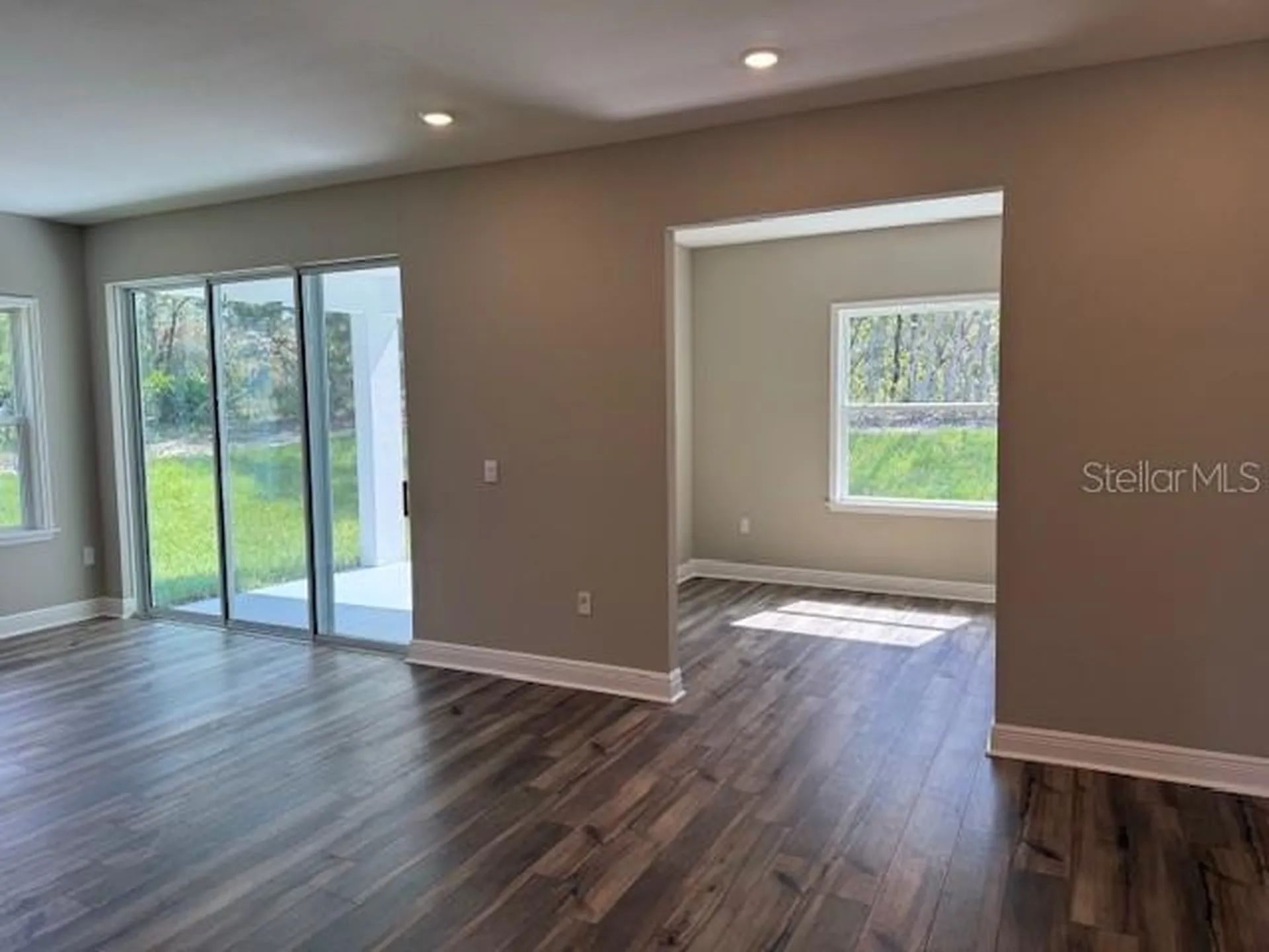 9825 N Angela Drive Dunnellon FL 34433