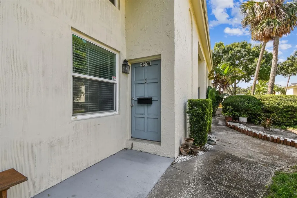 4506 La Capri Court Tampa FL 33611