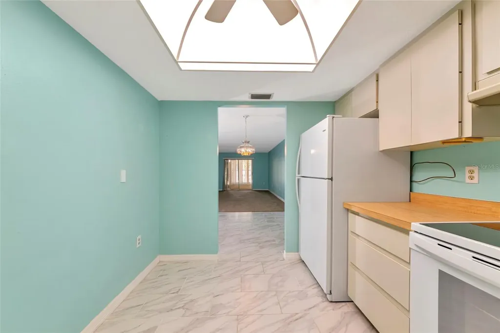 3072 Lake Bayshore Drive Bradenton FL 34205