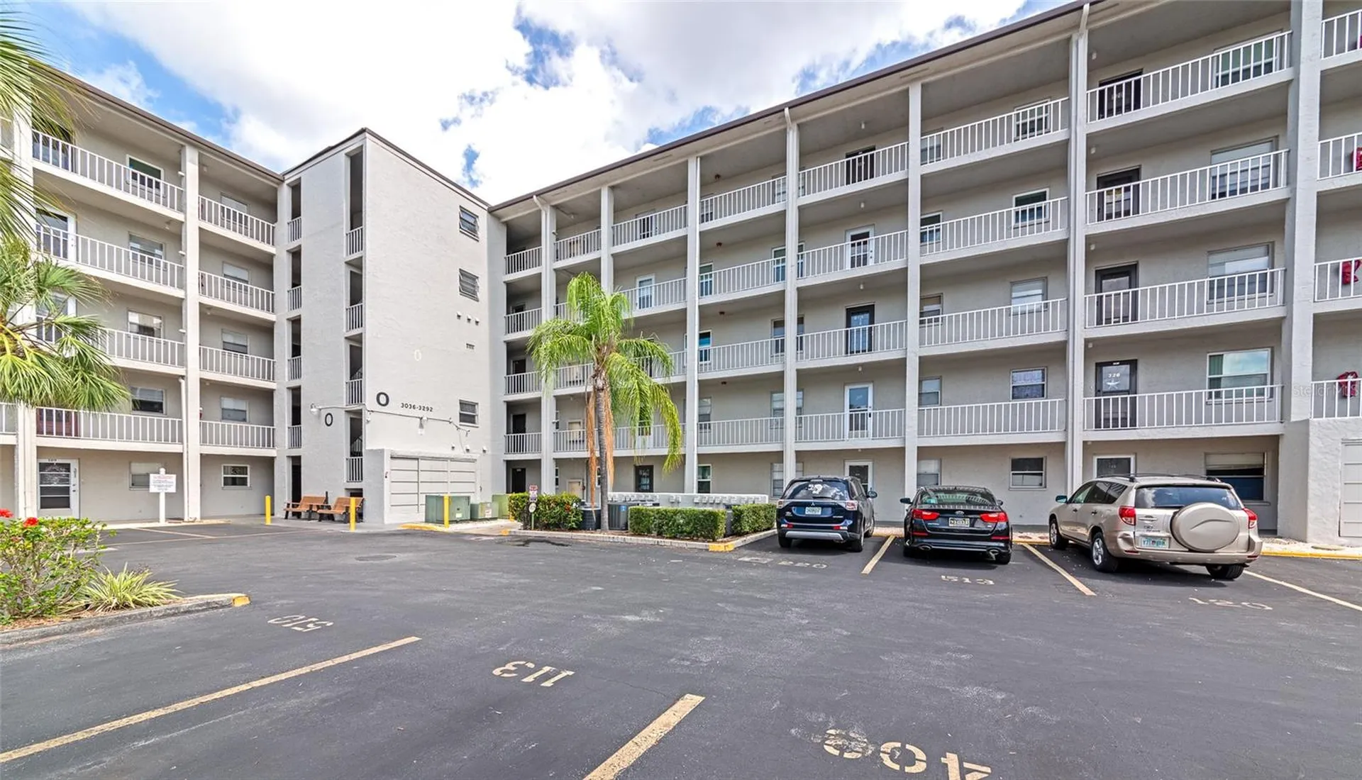 3072 Lake Bayshore Drive Bradenton FL 34205