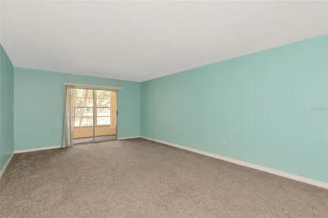 3072 Lake Bayshore Drive Bradenton FL 34205