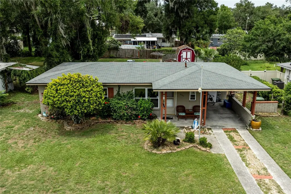 2202 Butler Street Leesburg FL 34748