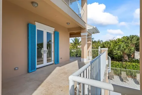 2275 Genesea Lane Vero Beach FL 32963