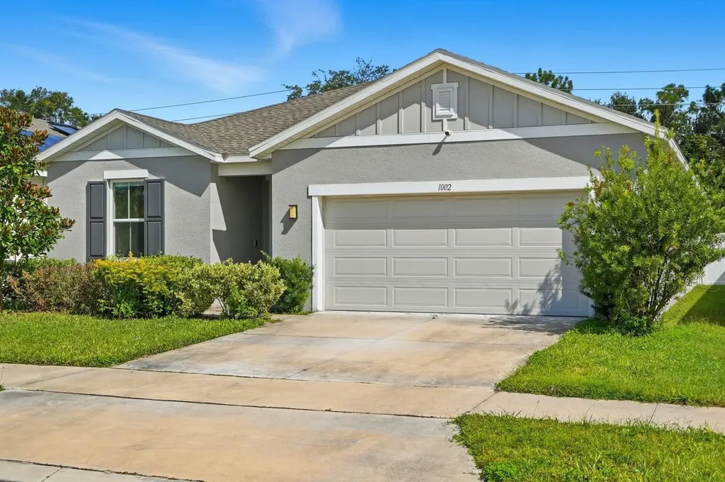 1002 River Falls Circle Deland FL 32720