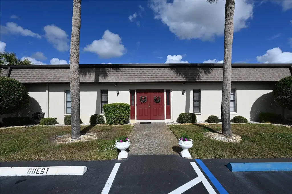 1731 Bonitas Circle Venice FL 34293