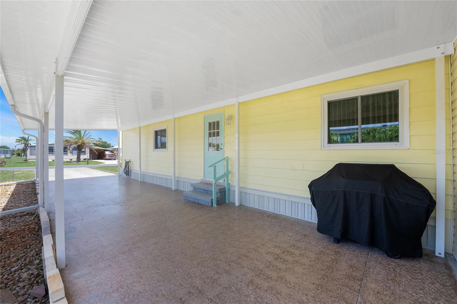 6293 Sparrow Lane Englewood FL 34224