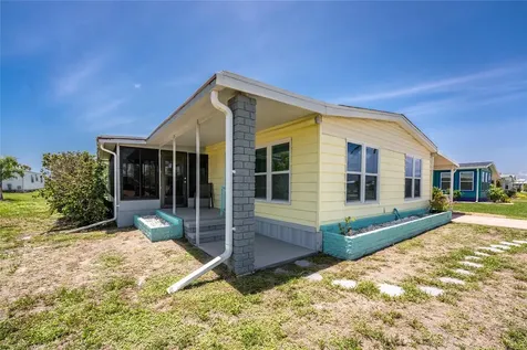 6293 Sparrow Lane Englewood FL 34224