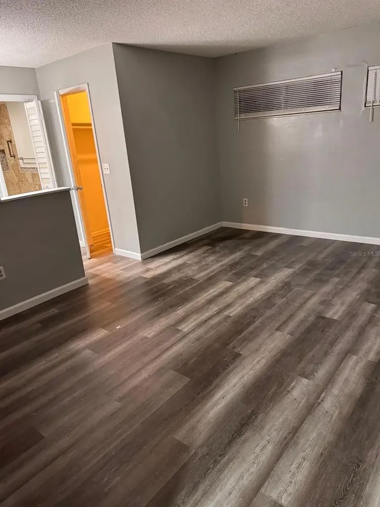 4341 Aqua Vista Drive Orlando FL 32839