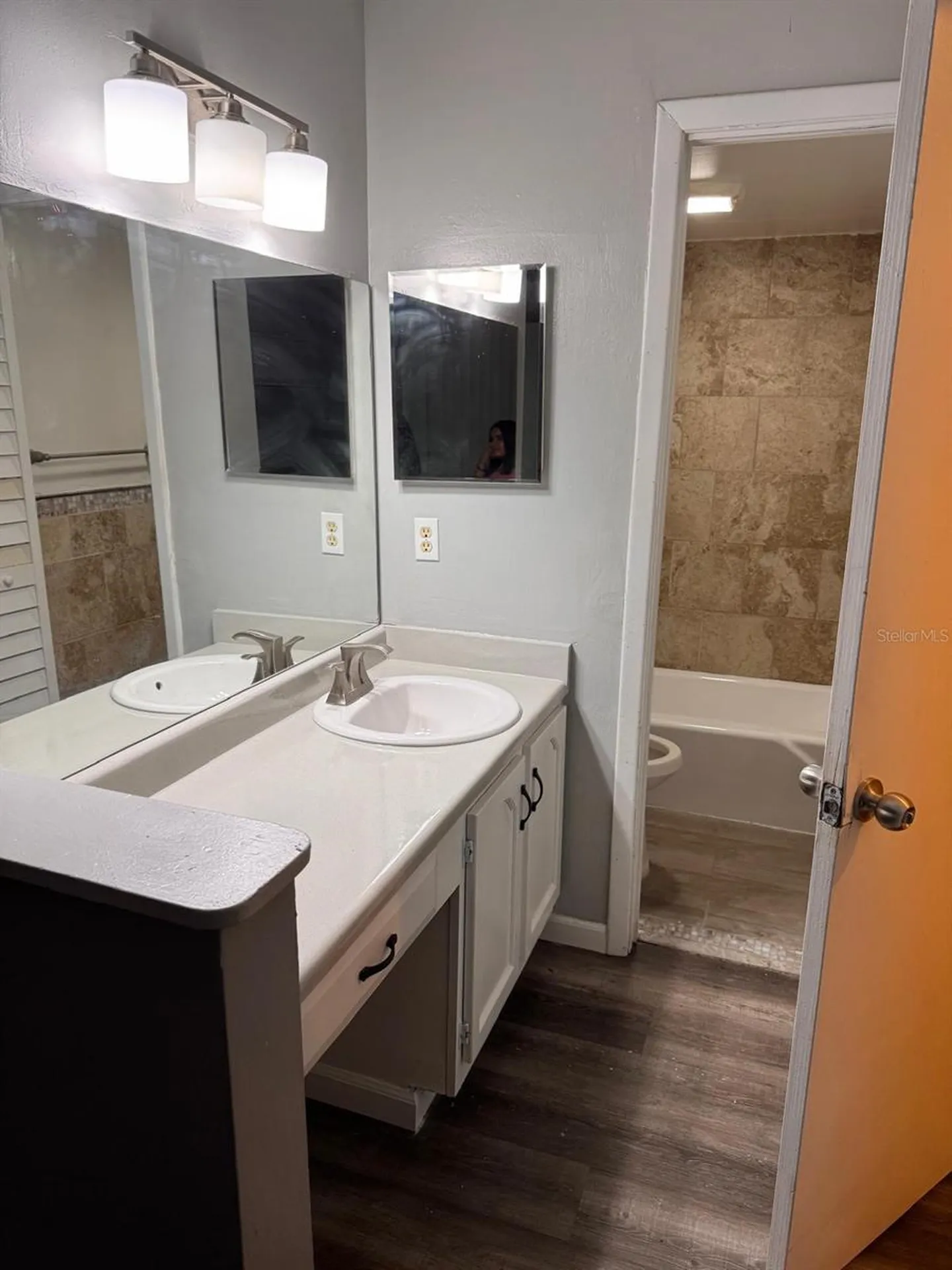4341 Aqua Vista Drive Orlando FL 32839