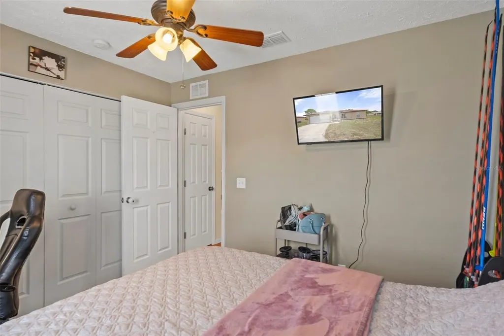 3811 S Red Eagle Terrace Homosassa FL 34448