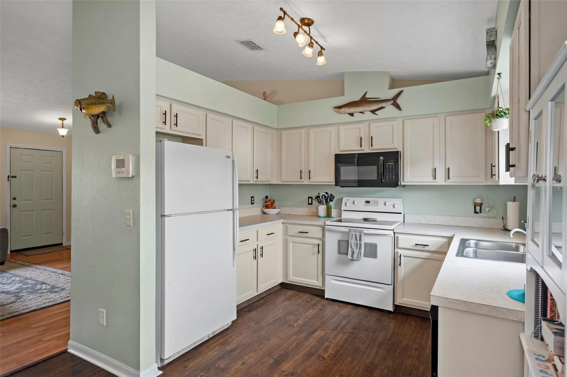 3811 S Red Eagle Terrace Homosassa FL 34448