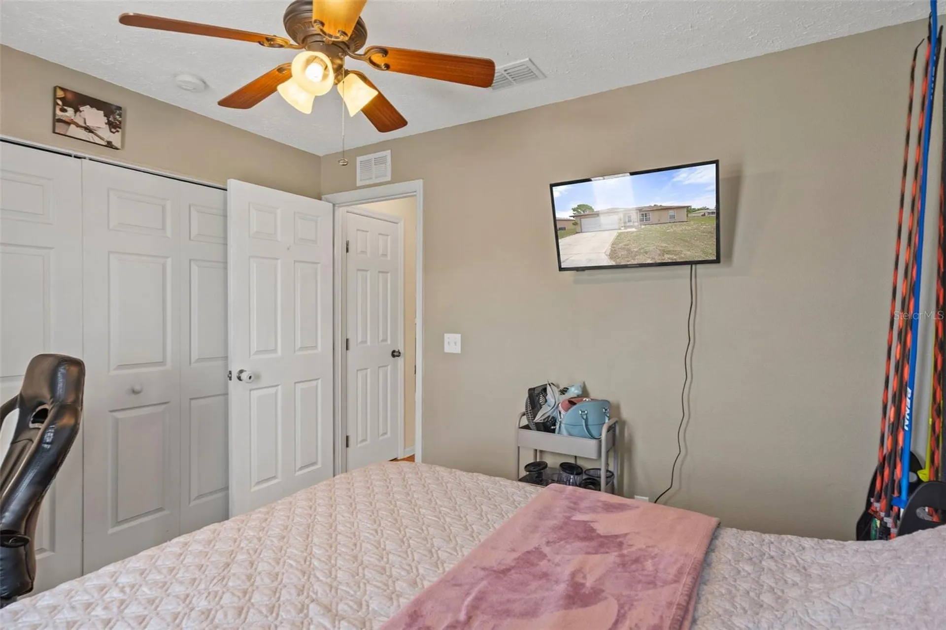 3811 S Red Eagle Terrace Homosassa FL 34448