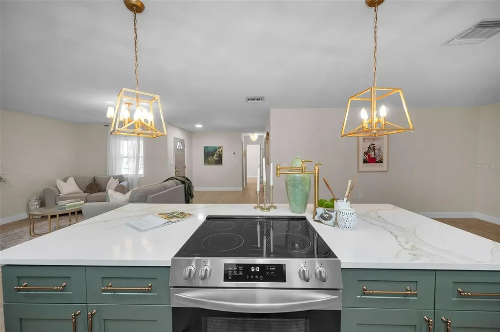 1558 Cottonwood Terrace Dunedin FL 34698