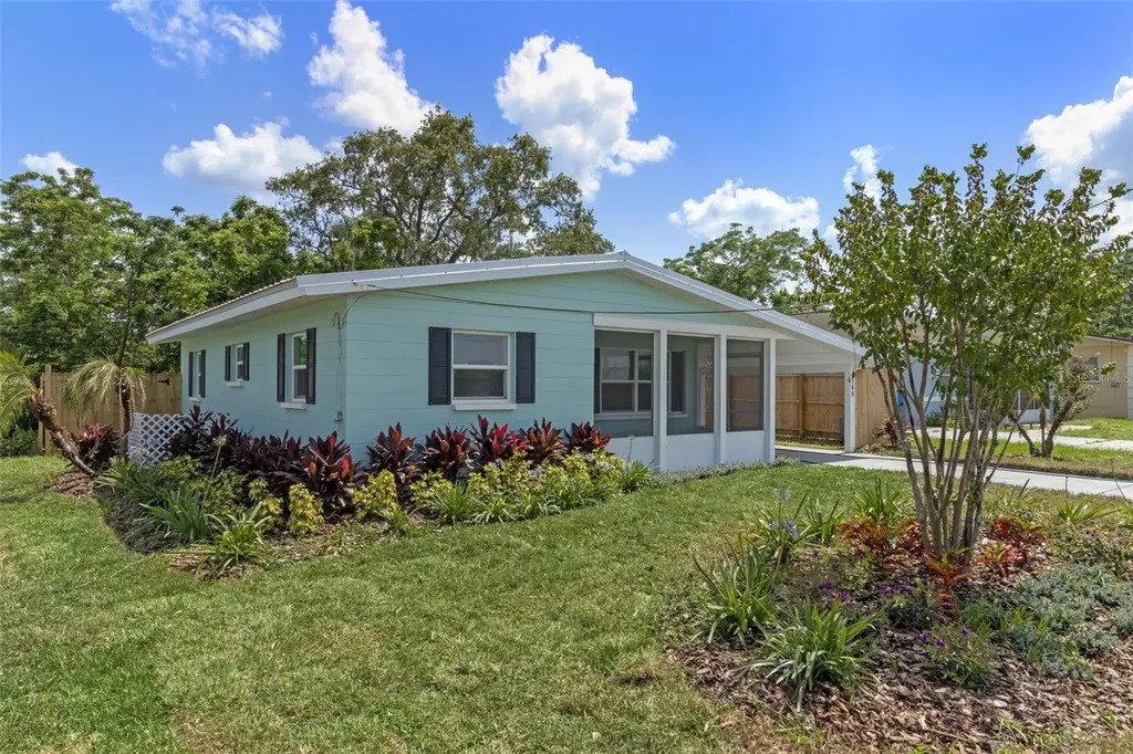 588 Highway 630 E Frostproof FL 33843
