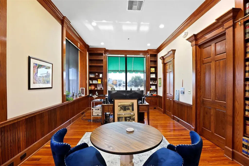 299 E Stuart Avenue Lake Wales FL 33853