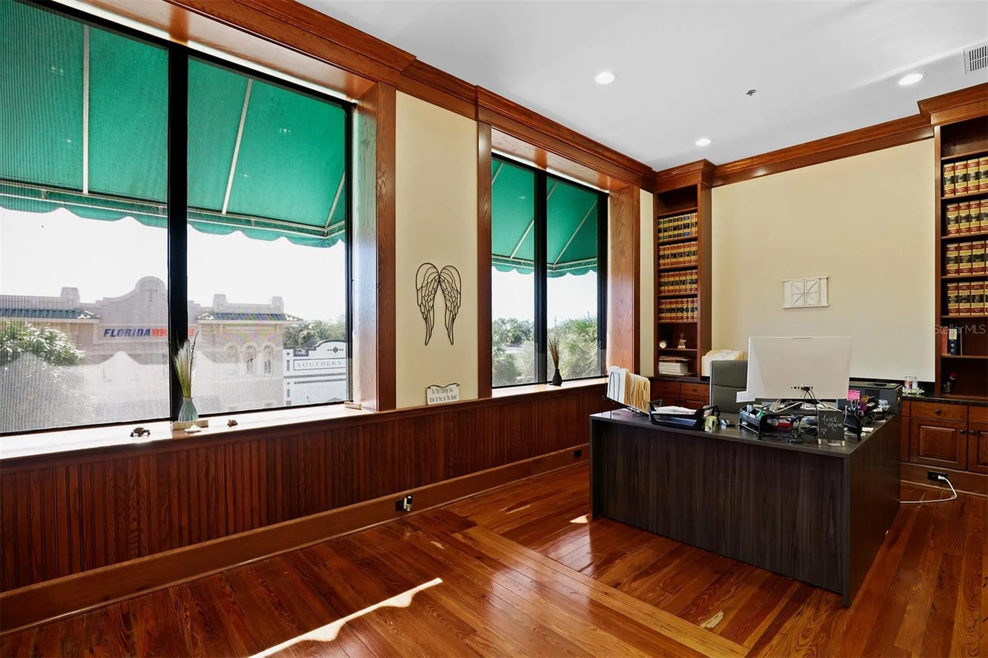 299 E Stuart Avenue Lake Wales FL 33853